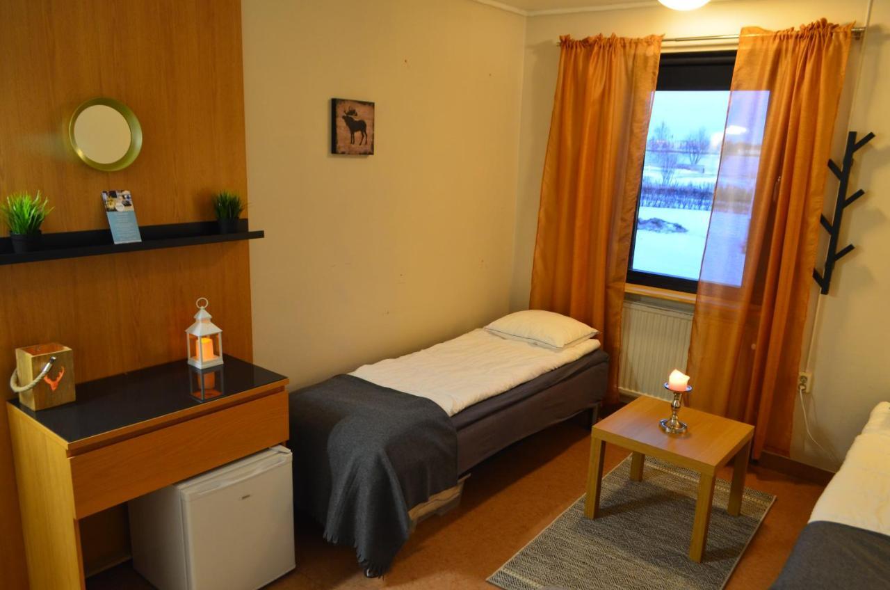 River Motel - Selfservice Check In - Book A Room, Make Payment, Get Pincode To The Room Haparanda Bagian luar foto